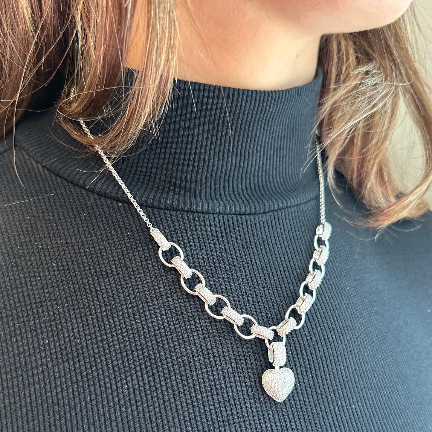 QUEEN HEART NECKLACE | White Rhodium Plated