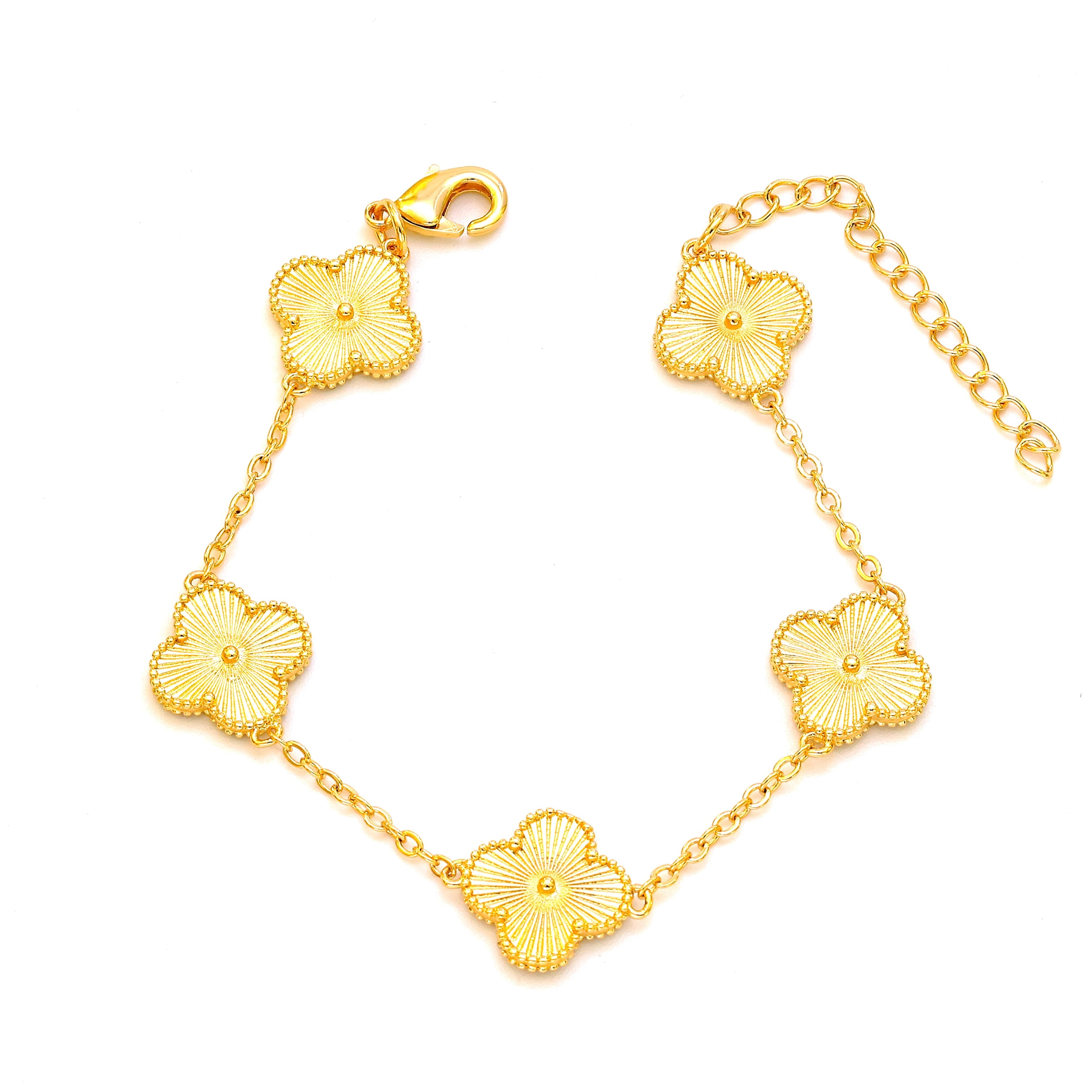 999/ 24k Pure gold Daruma kitty charm (pawnable) with bracelet, Women's  Fashion, Jewelry & Organisers, Bracelets on Carousell