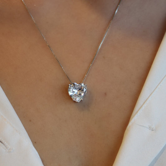 HEART STUD NECKLACE | White Rhodium Plated
