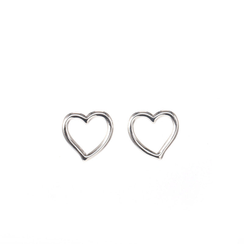 SMOOTH HEART EARRINGS | White Rhodium Plated